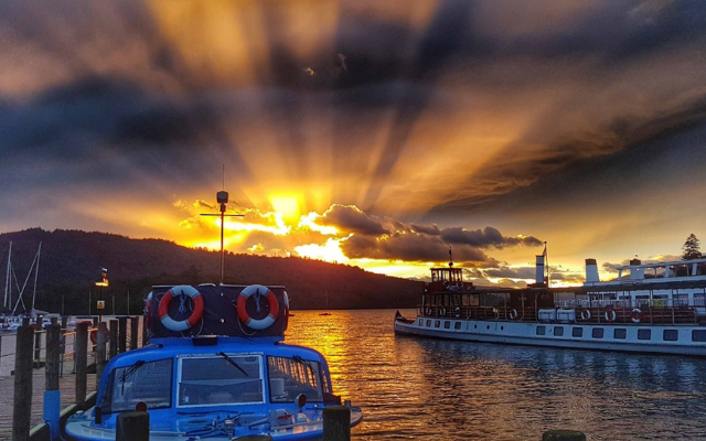 Windermere Lake Cruises sun set